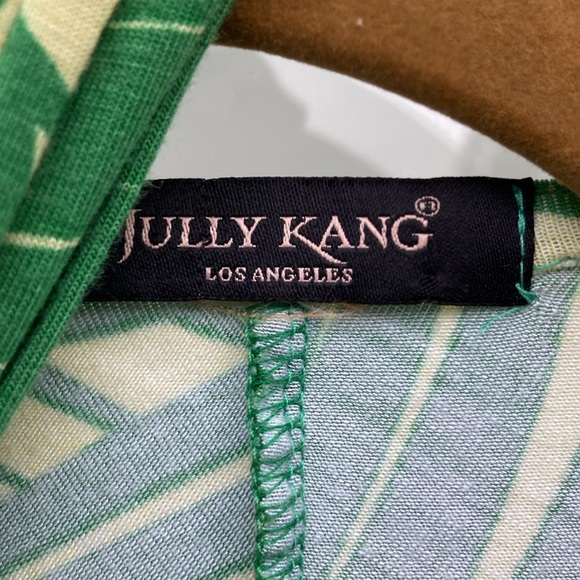 Green Leaf Print Dress - Picture 8 of 13